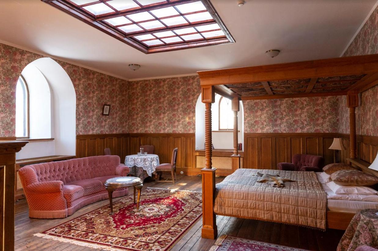 Laitse Castle Hotel Exterior foto