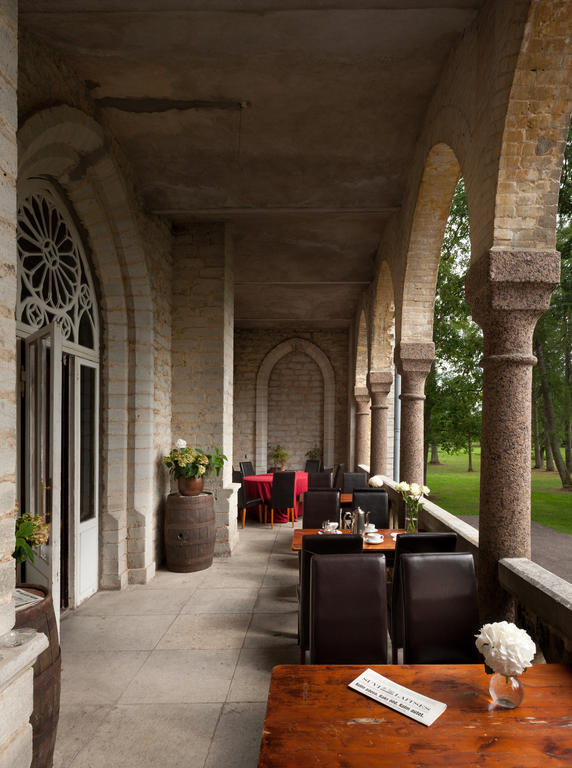Laitse Castle Hotel Exterior foto